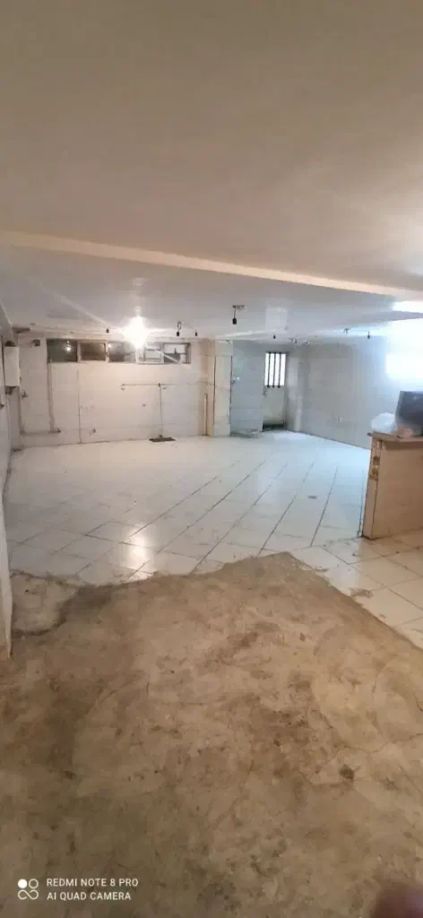 ظرفیت خالی کارگاه ۱۰۰ متری درب مجزا (تخلیه )