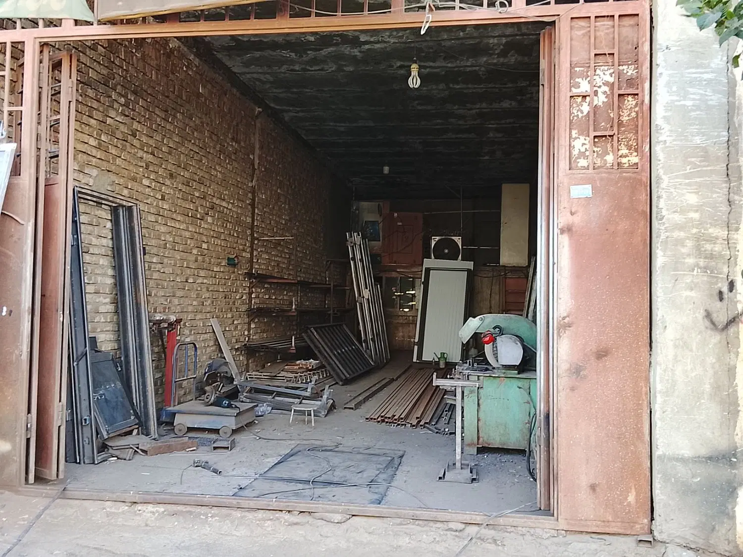 ظرفیت خالی اجاره کارگاه صنعتی ۸۰ متری برای انبار در زاهدان