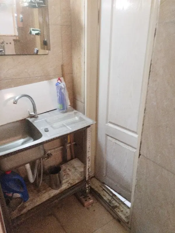 ظرفیت خالی اجاره کارگاه ۸۰ متری مناسب تولید پوشاک در خانی‌آباد نو