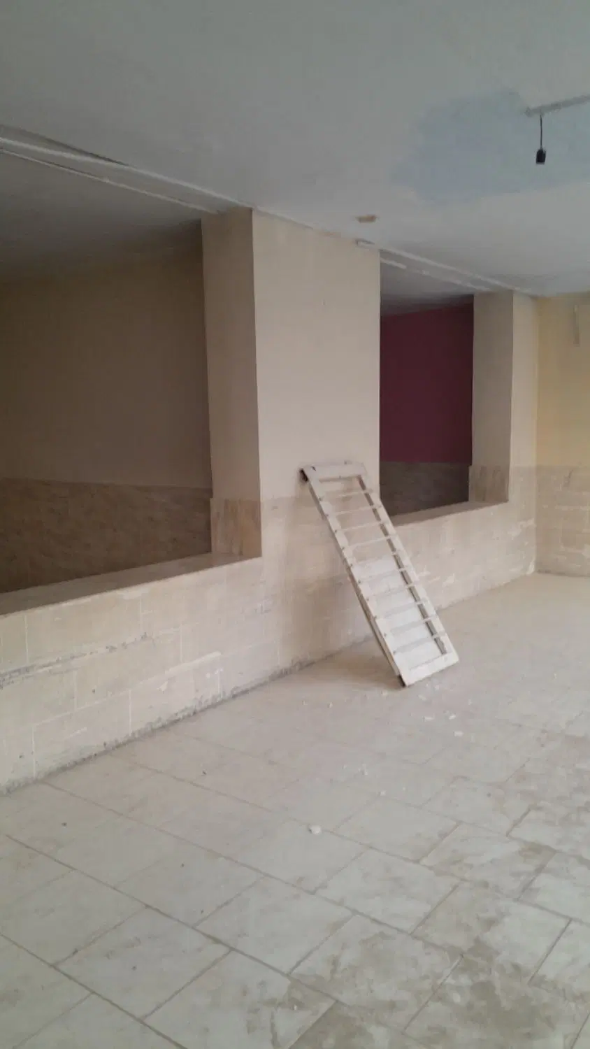 ظرفیت خالی اجاره انبار و کارگاه صنعتی ۱۶۰۰ متری با محوطه اختصاصی