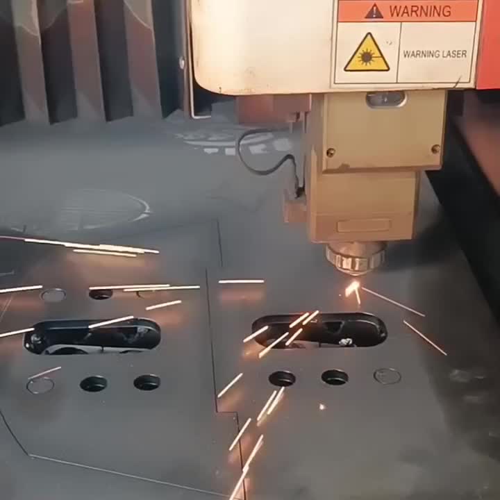 ظرفیت خالی خدمات برش لیزر CNC فلزات