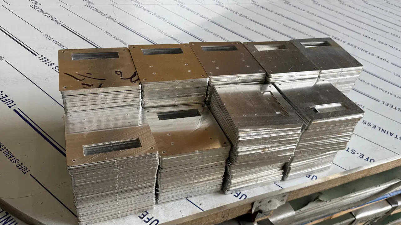 ظرفیت خالی خدمات برش لیزر فلزات، خمکاری CNC و مونتاژ