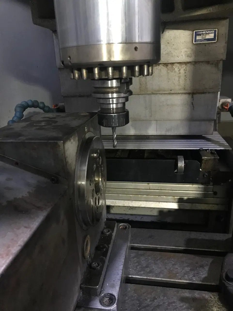 ظرفیت خالی ارائه خدمات تراش و فرز CNC در شهر قدس
