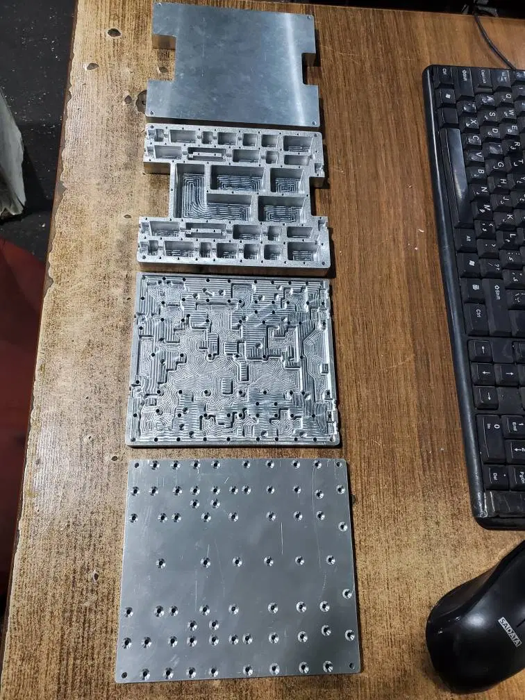 ظرفیت خالی ارائه خدمات تراش و فرز CNC و تولید قطعات
