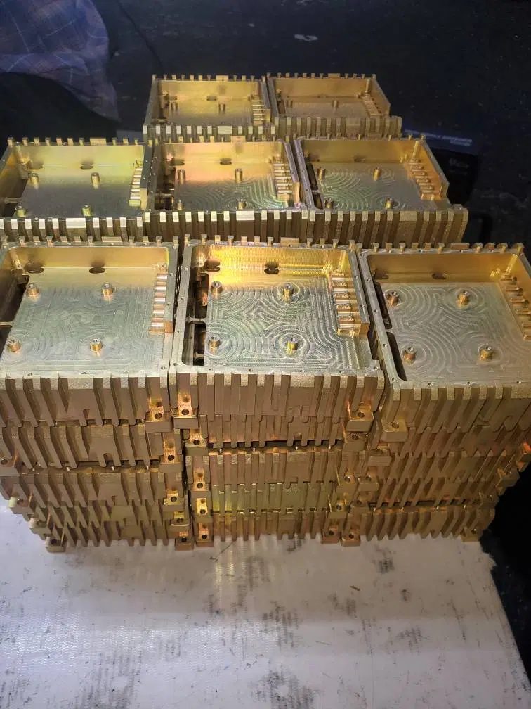 ظرفیت خالی ارائه خدمات تراش و فرز CNC و تولید قطعات