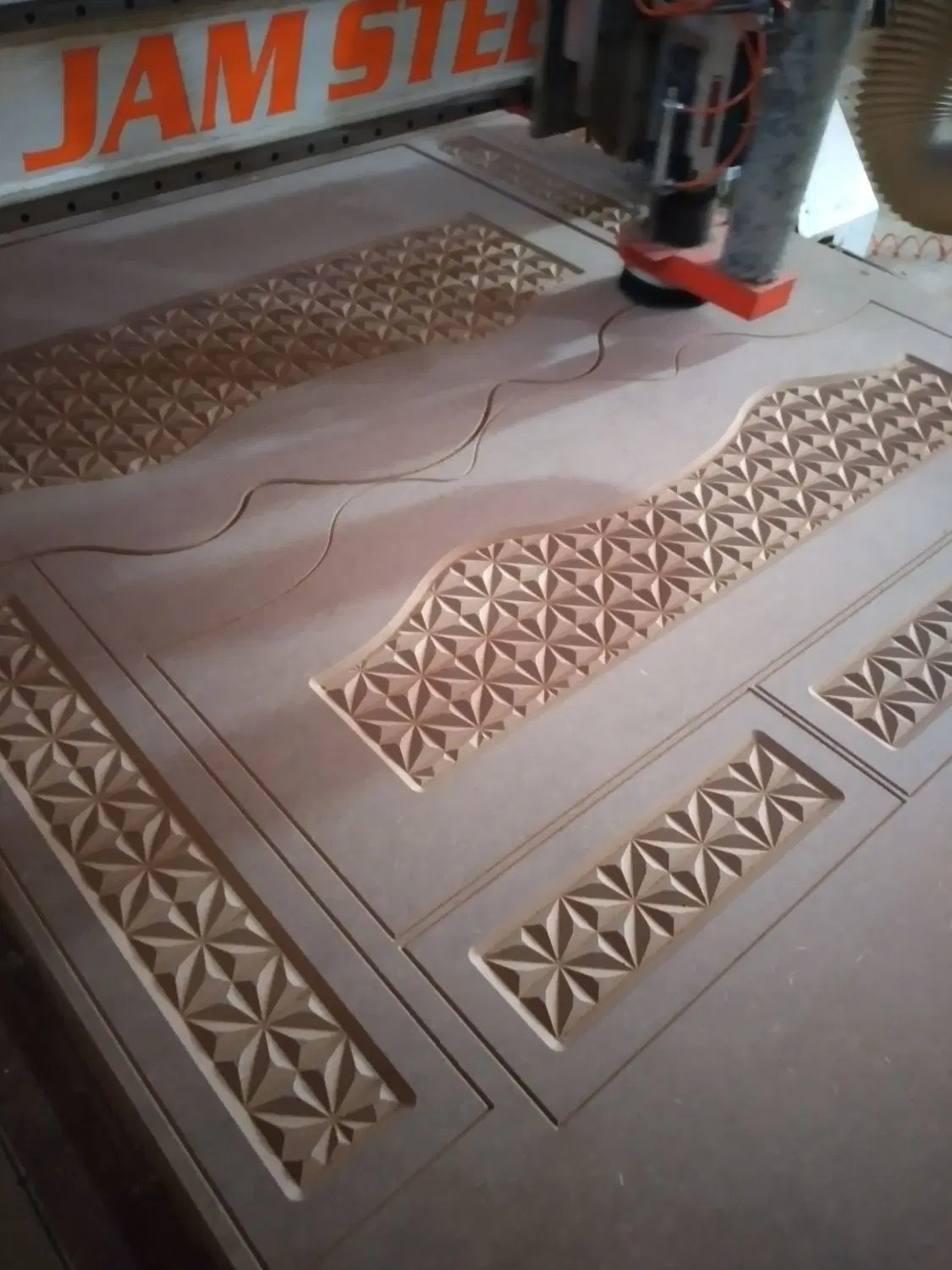 پذیرش سفارش خدمات CNC، برش و مونتاژ چوب و MDF