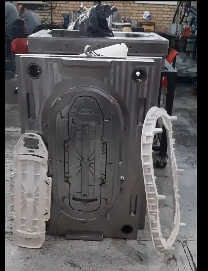 ظرفیت خالی ارائه خدمات فرز CNC در تهران