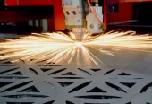 ظرفیت خالی خدمات برش لیزر CNC و خمکاری ورق فلزی