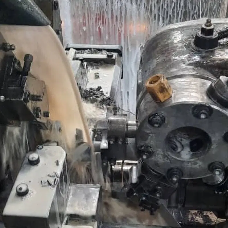 پذیرش سفارش سری‌تراشی و تولید قطعات CNC در اصفهان