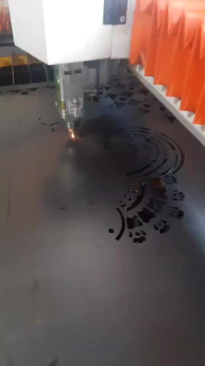 ظرفیت خالی پذیرش سفارش برش لیزر و CNC فلزات
