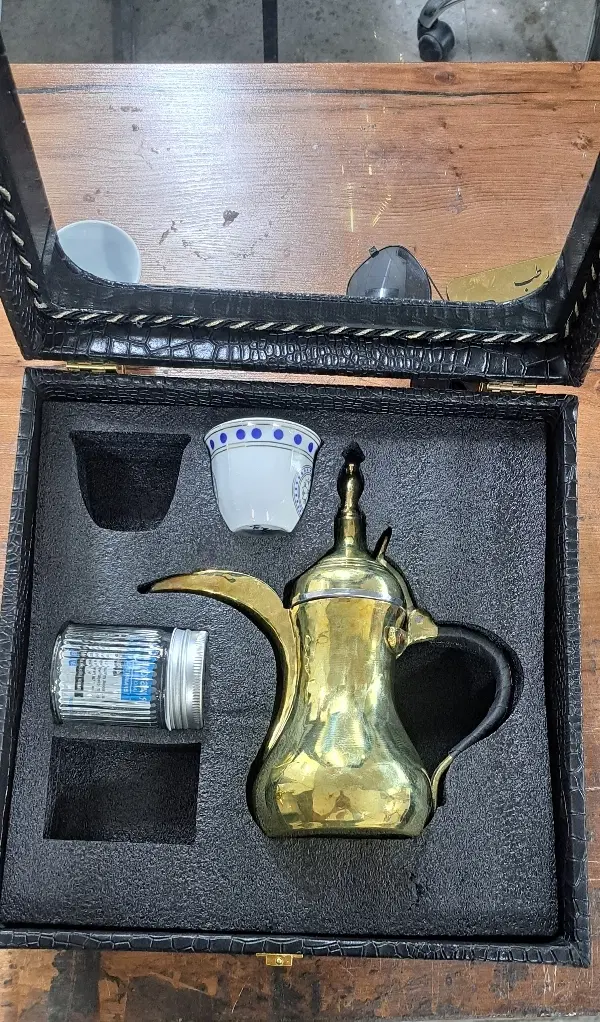 ظرفیت خالی خدمات برش و حکاکی لیزر در آبادان