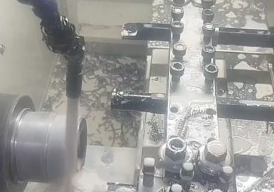 خدمات تراشکاری CNC برای سفارشهای کمتیراژ و تیراژ بالا