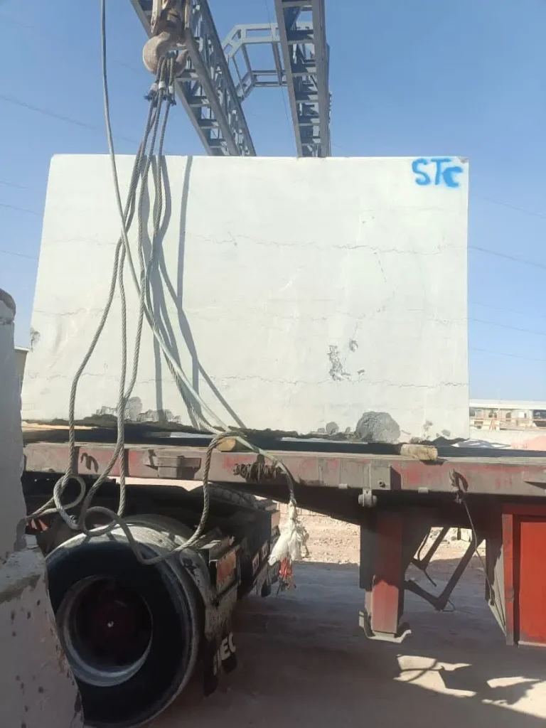 درخواست ظرفیت خالی  تریلی کفی برای حمل بار از اصفهان به ریمدان