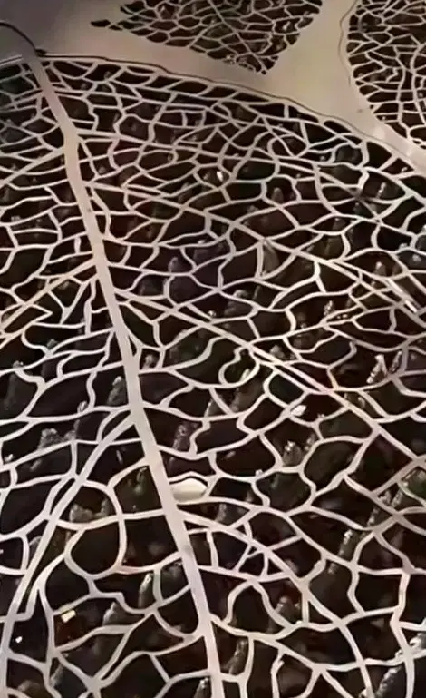 ظرفیت خالی خدمات برش و جوش لیزری فلزات، مونتاژ و رنگ کوره