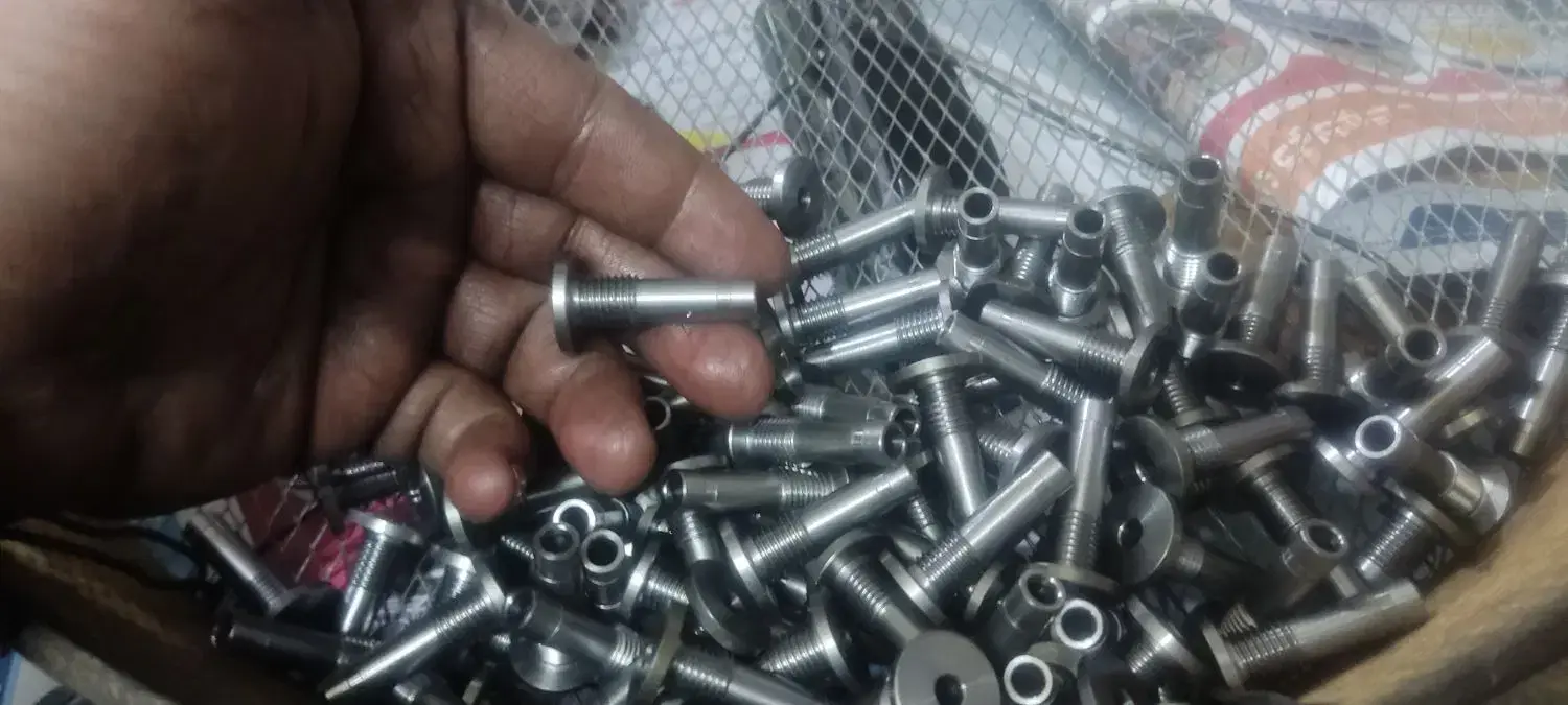 ظرفیت خالی خدمات سری‌تراشی CNC و تولید قطعات صنعتی
