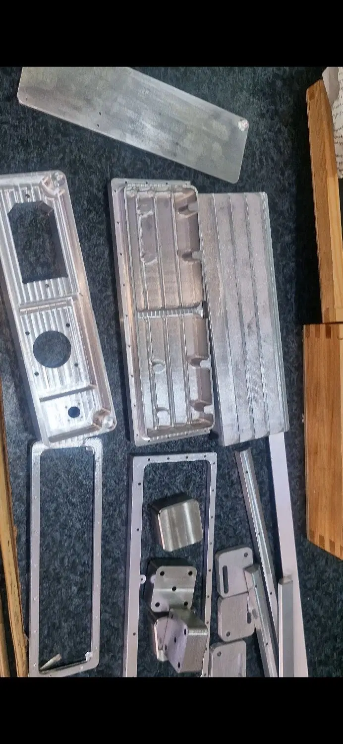 ظرفیت خالی پذیرش سفارش فرزکاری CNC