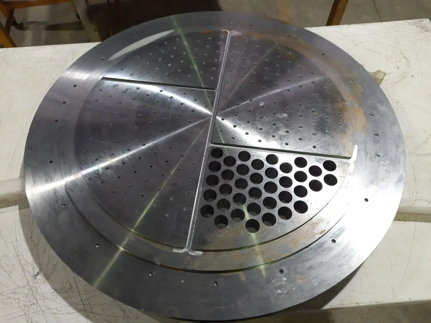 ظرفیت خالی پذیرش سفارش خدمات فرز CNC سه‌محور