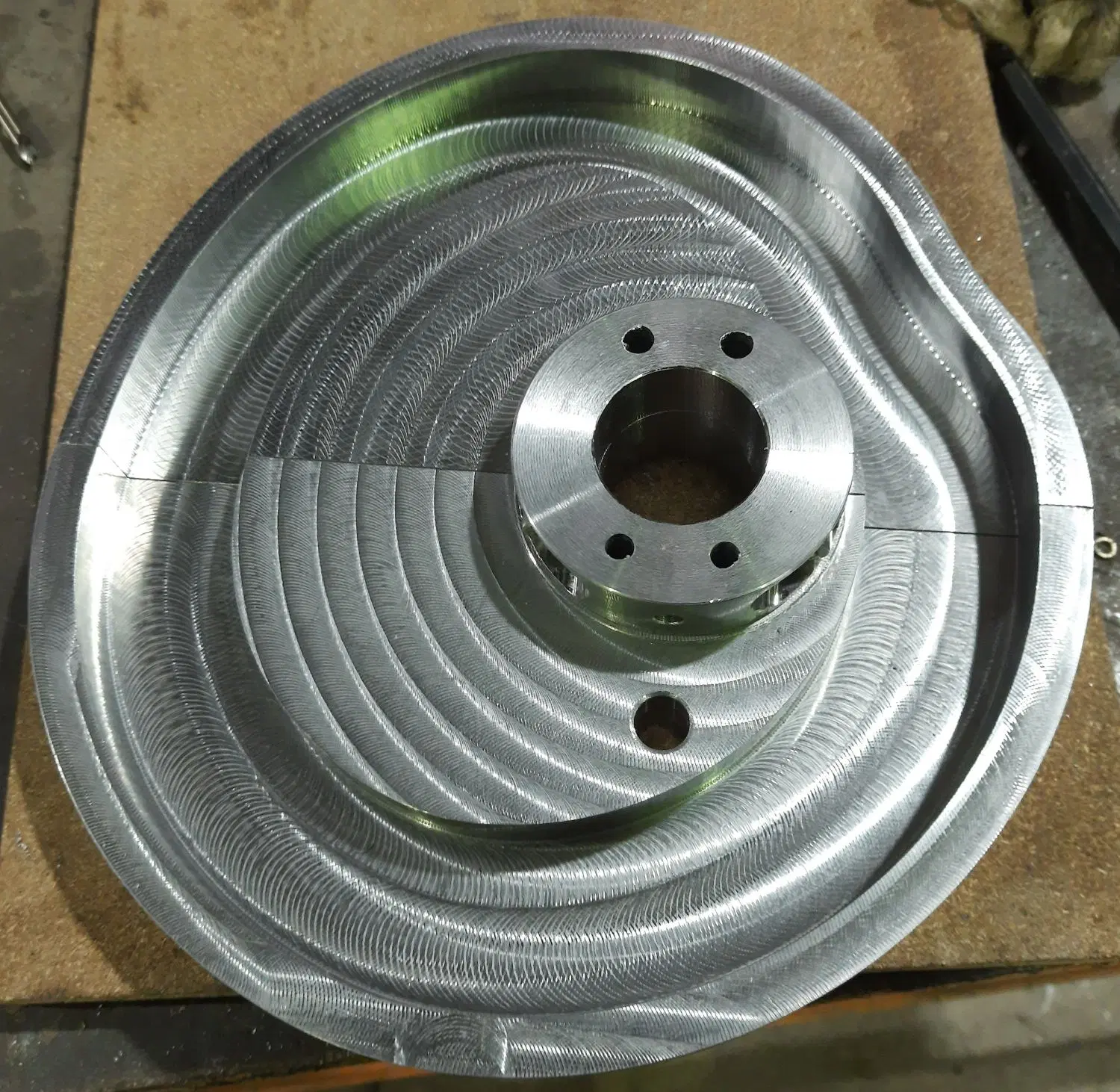 ظرفیت خالی پذیرش سفارش خدمات فرز CNC سه‌محور