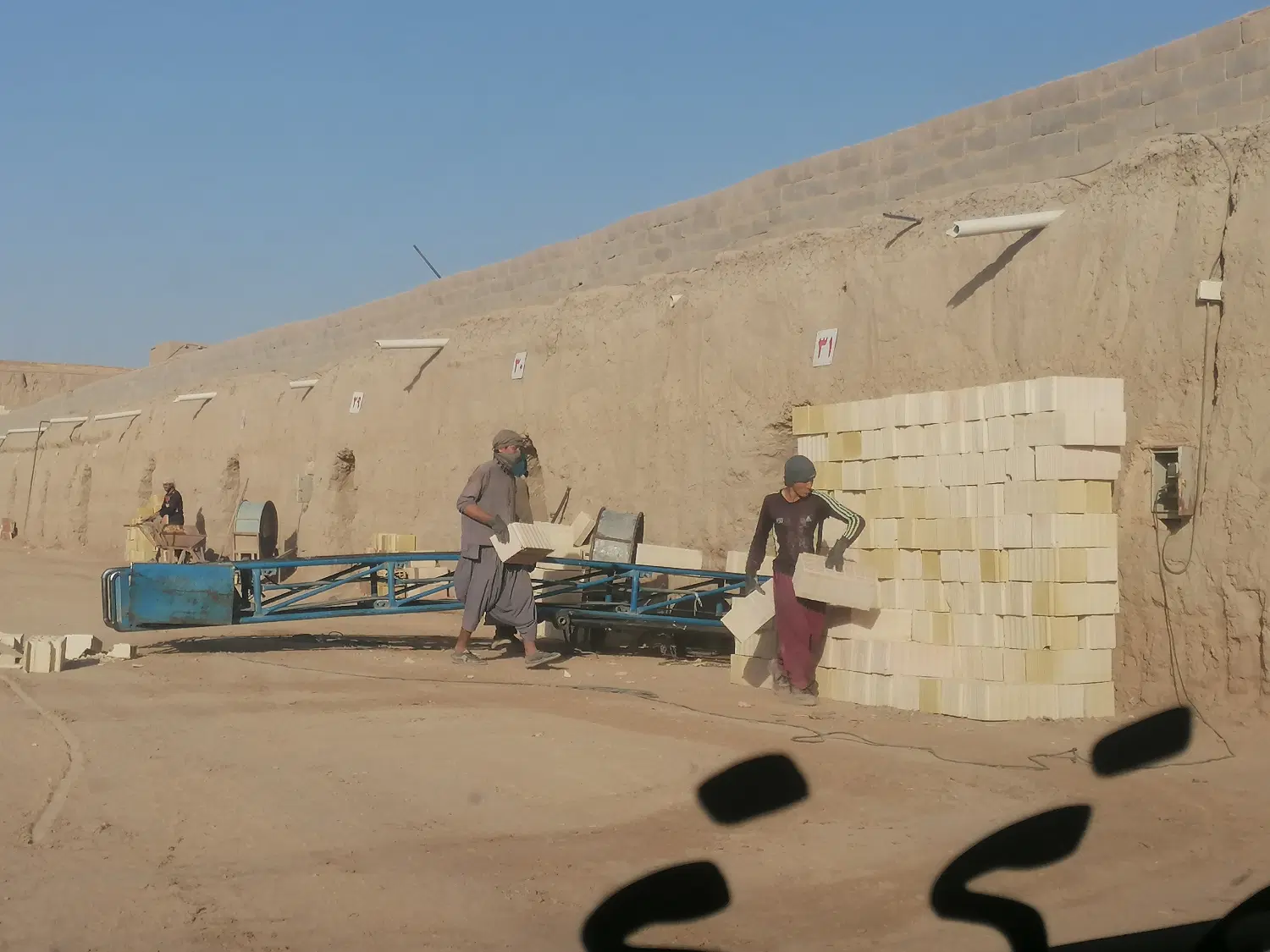 درخواست ظرفیت خالی  نیسان برای حمل مصالح ساختمانی