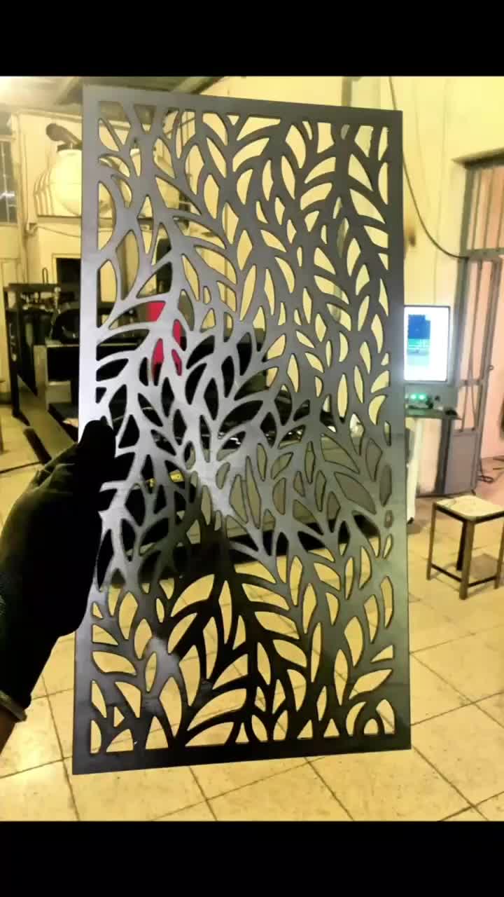 ظرفیت خالی خدمات برش لیزر فایبر CNC فلزات