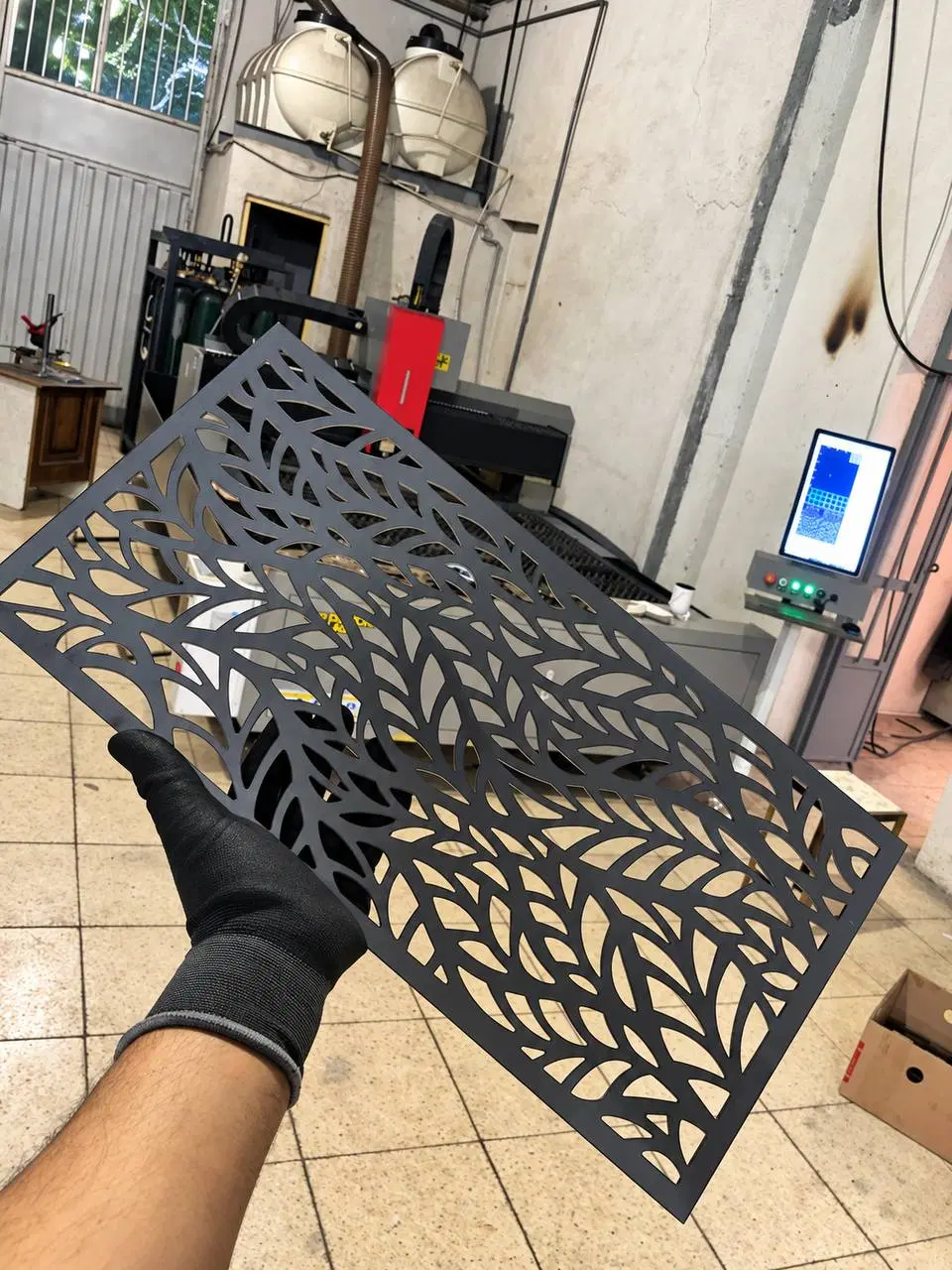 ظرفیت خالی خدمات برش لیزر فایبر CNC فلزات
