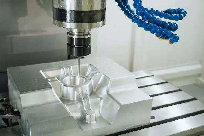 ظرفیت خالی خدمات فرز CNC و ساخت قطعات و قالب تزریق پلاستیک