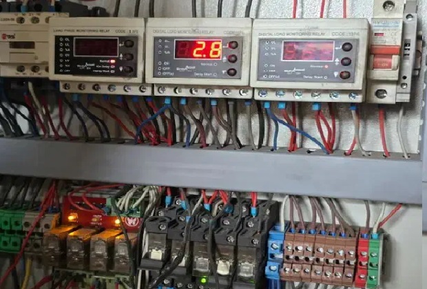برق صنعتی تسلا تابلو فرمان plc عیب‌یابی