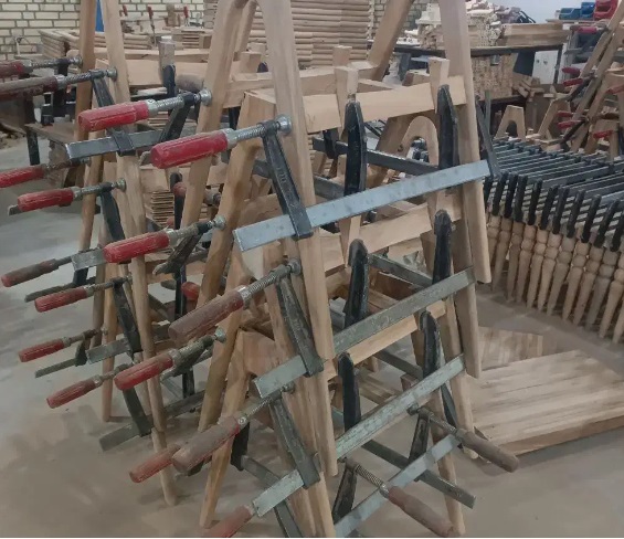 شرکت تولیدی صنایع چوب و مبلمان